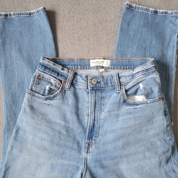 Abercrombie and fitch 90s straight leg ripped jeans - Picture 3 of 6